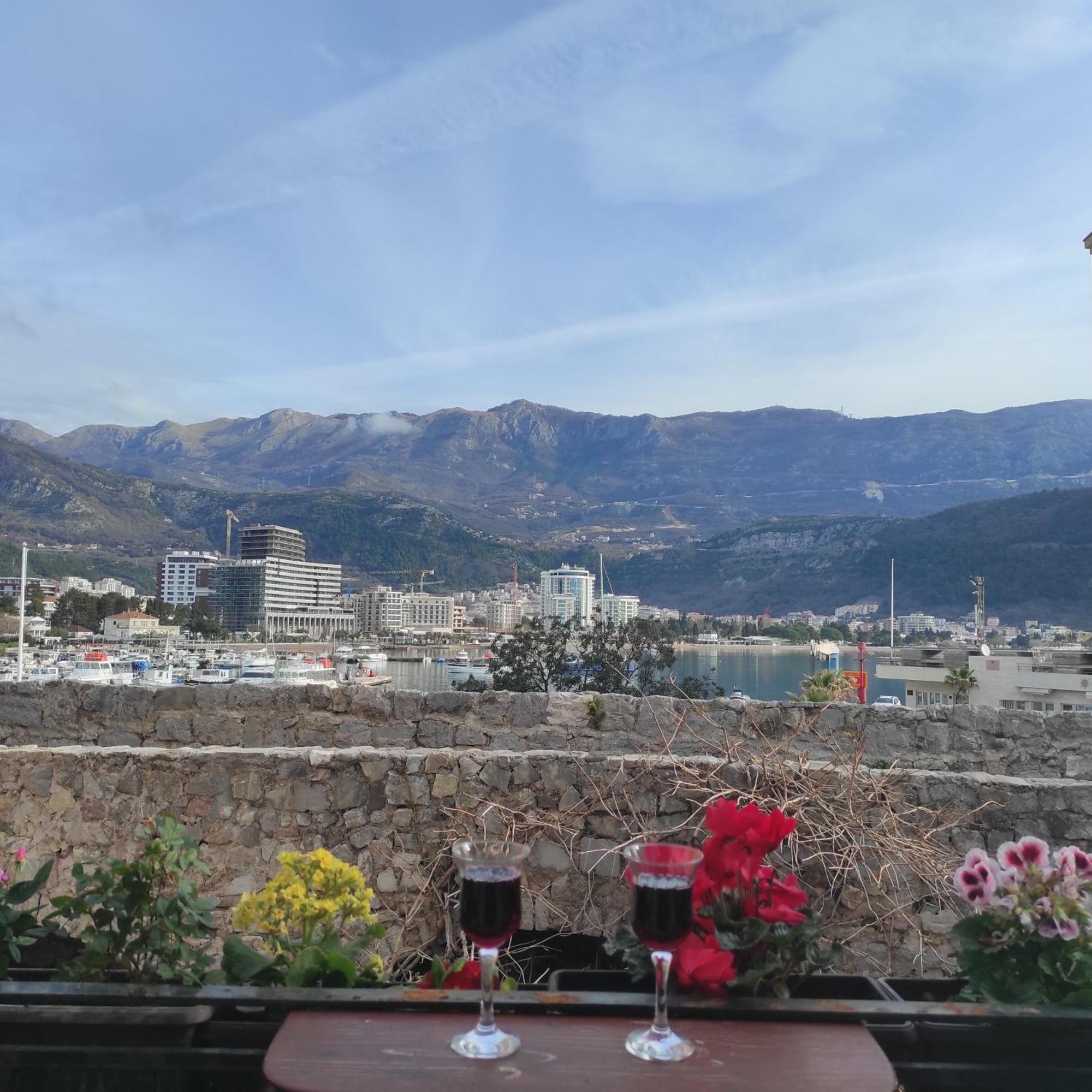 Guesthouse Bogdanovic Будва Екстериор снимка