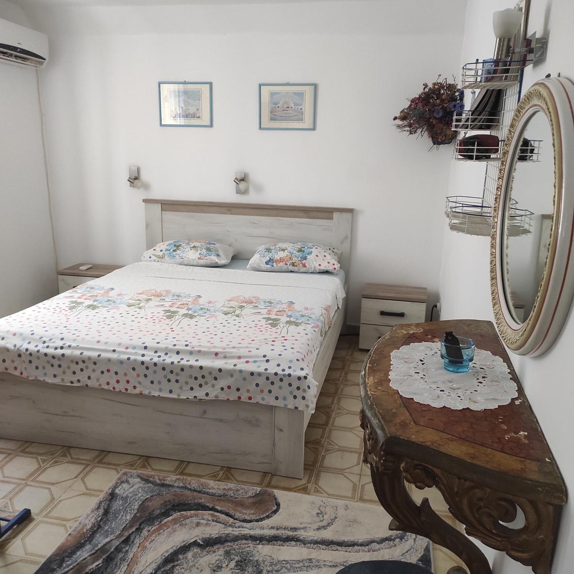Guesthouse Bogdanovic Будва Екстериор снимка